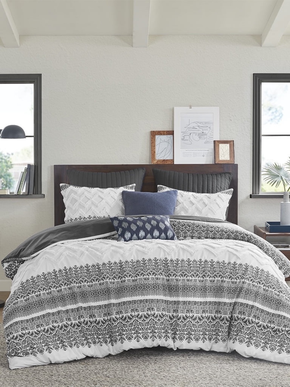INK+IVY Mila Contemporary Cotton ComforterSet with Chenille Tufting in Gray king